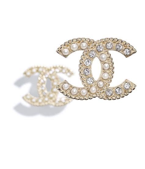 cache oreilles chanel|chanel earrings ab3778 b02998 n6852.